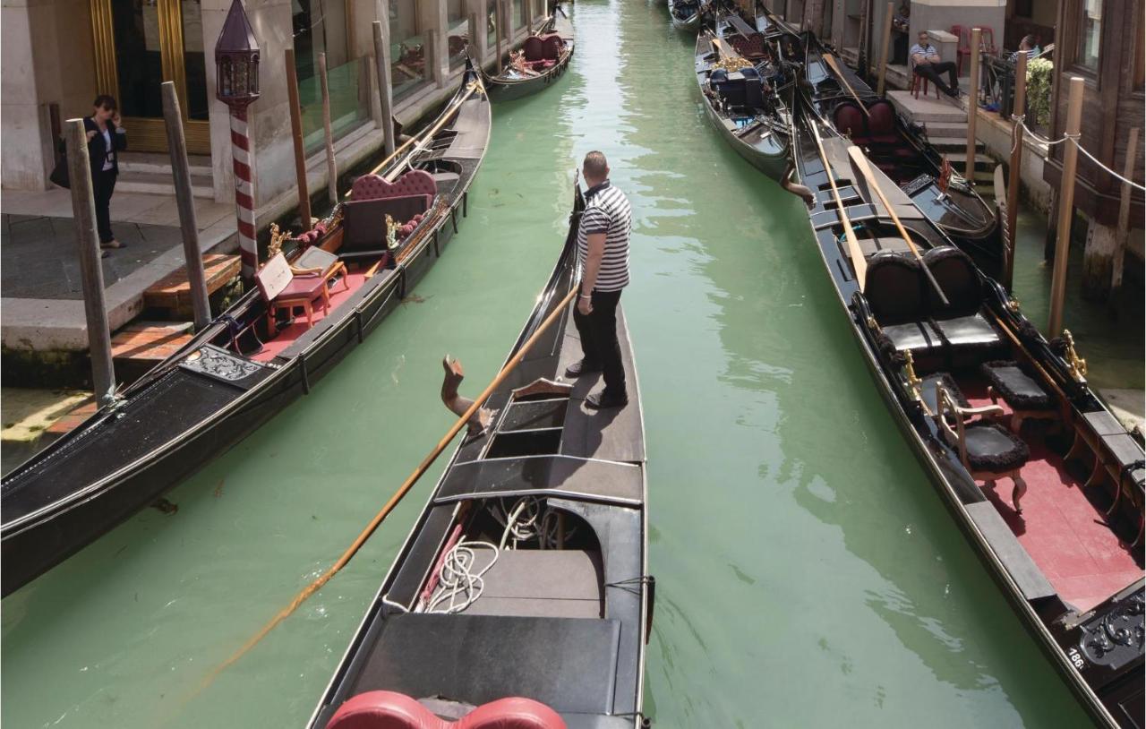 Nice Apartment In Venezia -Ve- With Wifi Esterno foto