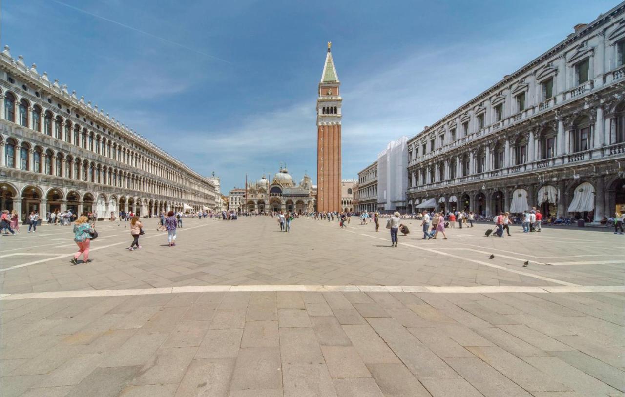Nice Apartment In Venezia -Ve- With Wifi Esterno foto