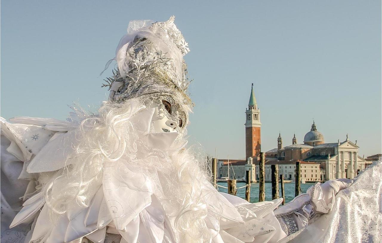 Nice Apartment In Venezia -Ve- With Wifi Esterno foto